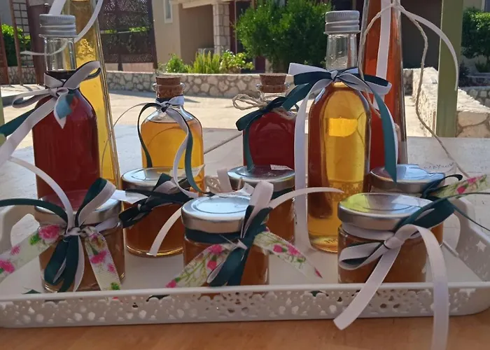 斯佩迪昂凯法罗尼亚别墅 * 佩萨达